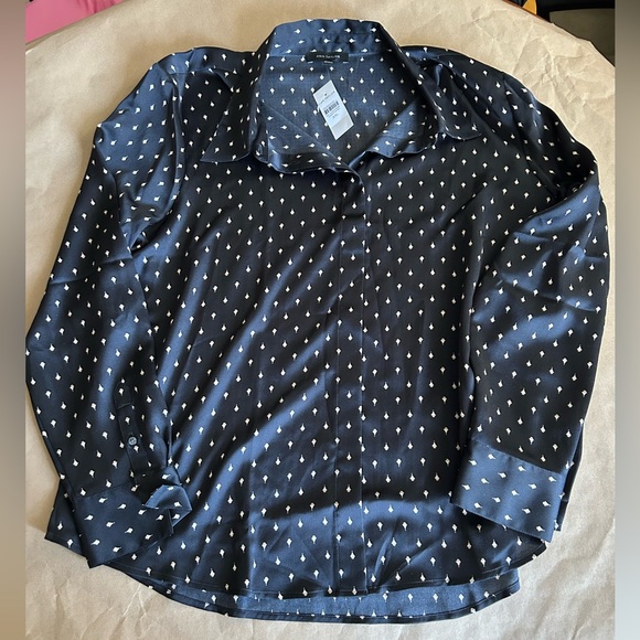 Ann Taylor Tops - Women’s Ann Taylor Navy Patterned Shirt xxl